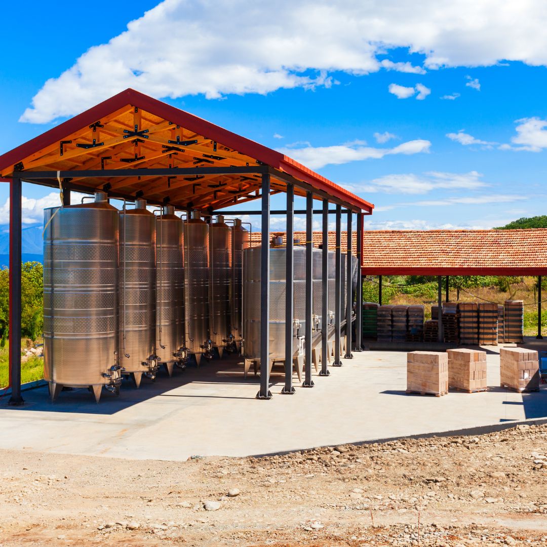 outdoor bulk container storage